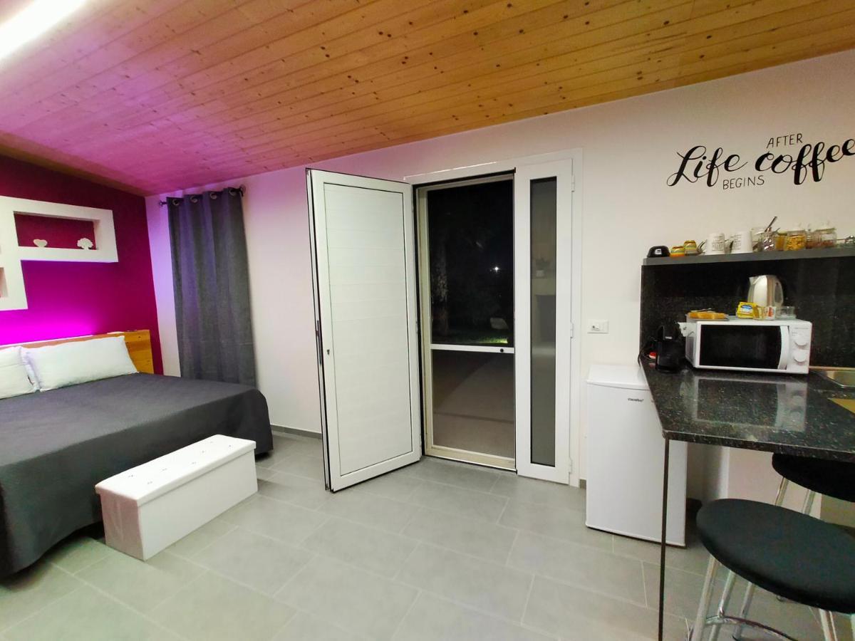 Il Giardino Deluxe Villa Lizzanello Екстериор снимка